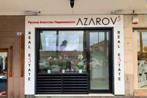 Az AZAROVS ingatlaniroda irodája San Remóban, corso Imperatrice, 8 "szélesség =